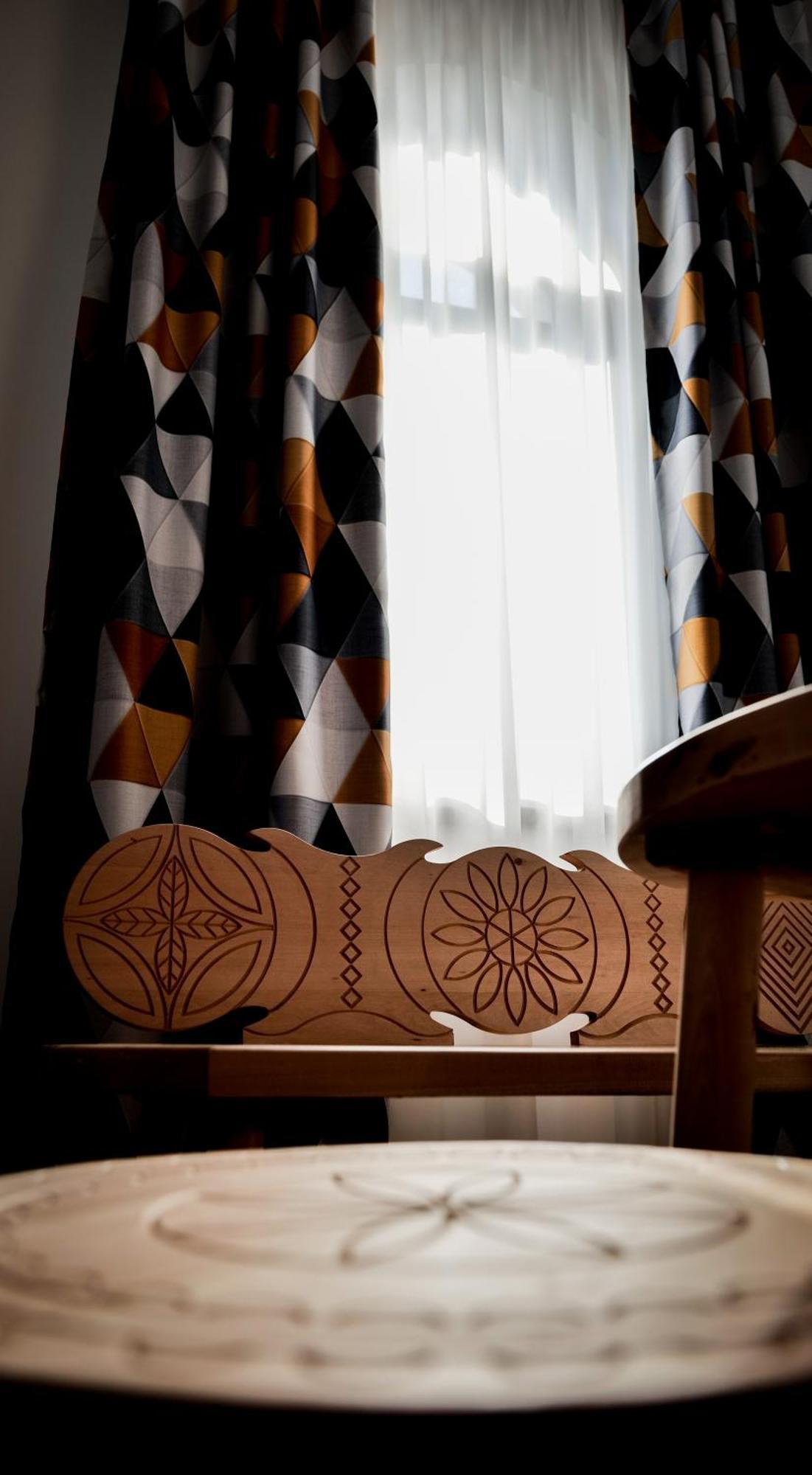Conacul Olarilor Bed and Breakfast Baia de Fier Exteriör bild